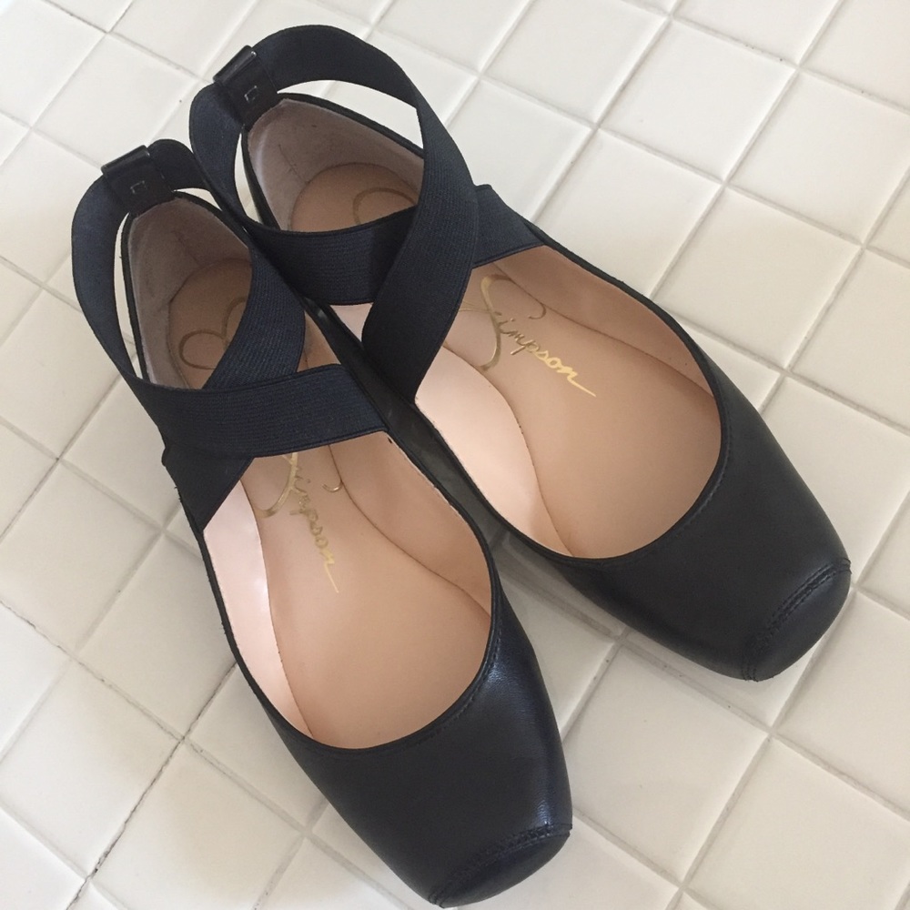 Adorable ballet flats
